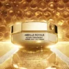 Crema de día con tratamiento de miel Crema de día con tratamiento de miel